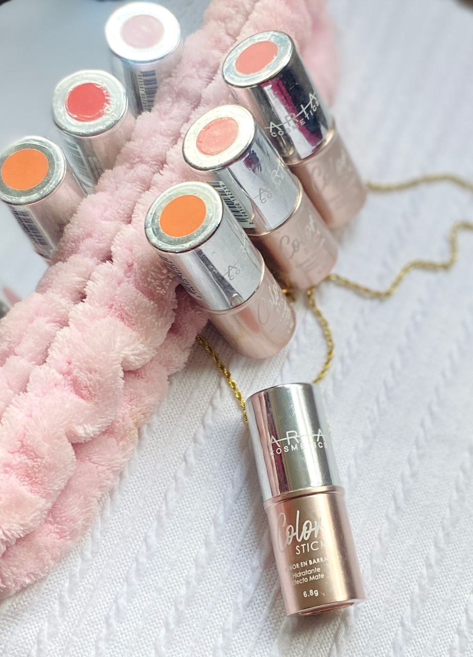 Rubor en Barra Color Stick – Aria Cosmetics